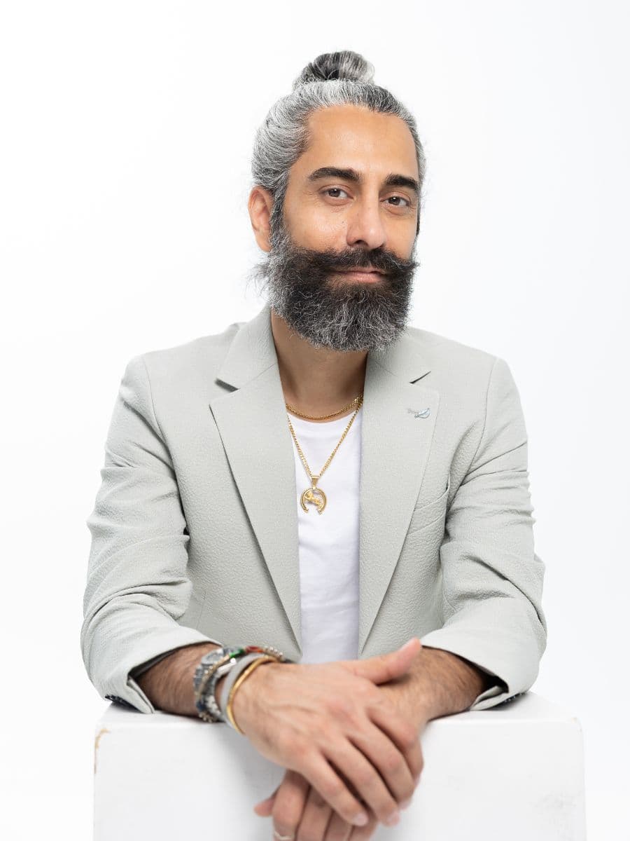 Aghil Ebrahimi — réserver un appel stratégique